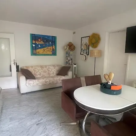 T2 Cosy A Apartment